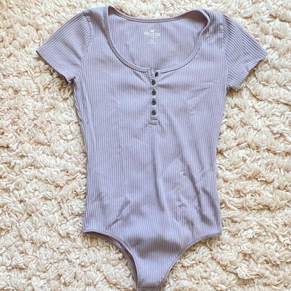 Purple / violet ribbed button up body suit